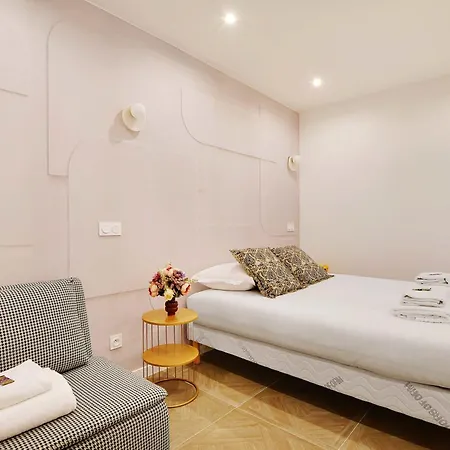 Apartment Faubourg Saint Denis 4p Paris